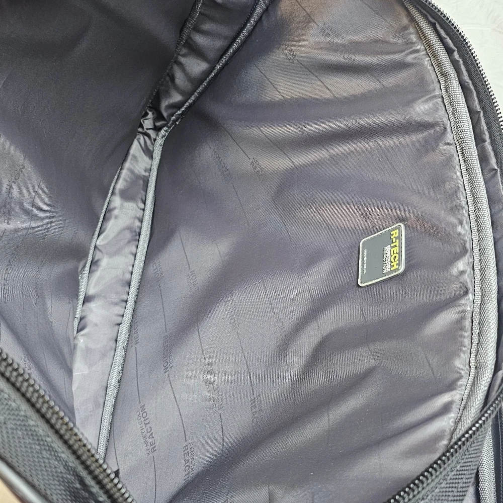 Kenneth Cole Reaction all zippers